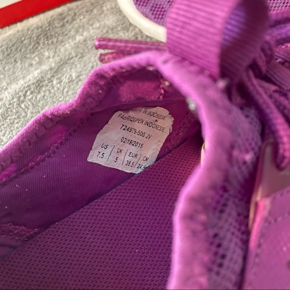 Nike Juvenate :: Women’s Size 7.5 :: Purple - Picture 3 of 5